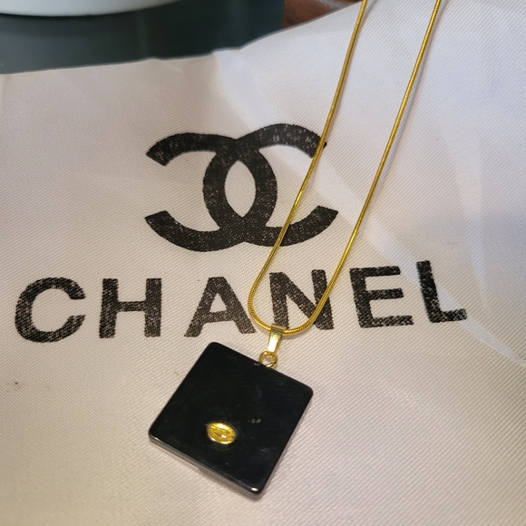 LUX Black and White Checkered Charm/Pendant - Picture 6 of 7